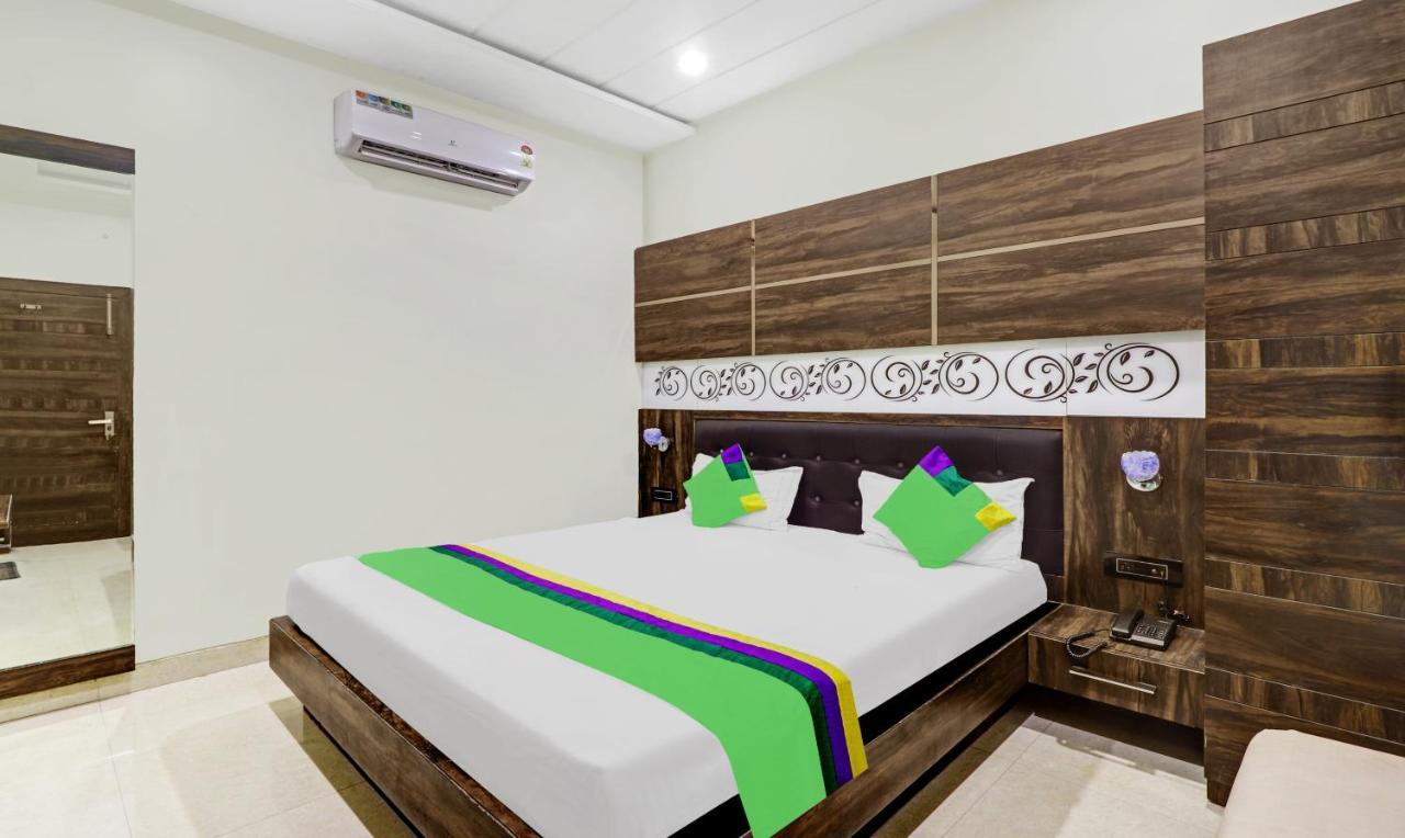 Itsy Hotels Anjali Mahal 500, Mtrs From Mathura Railway Station Exteriér fotografie