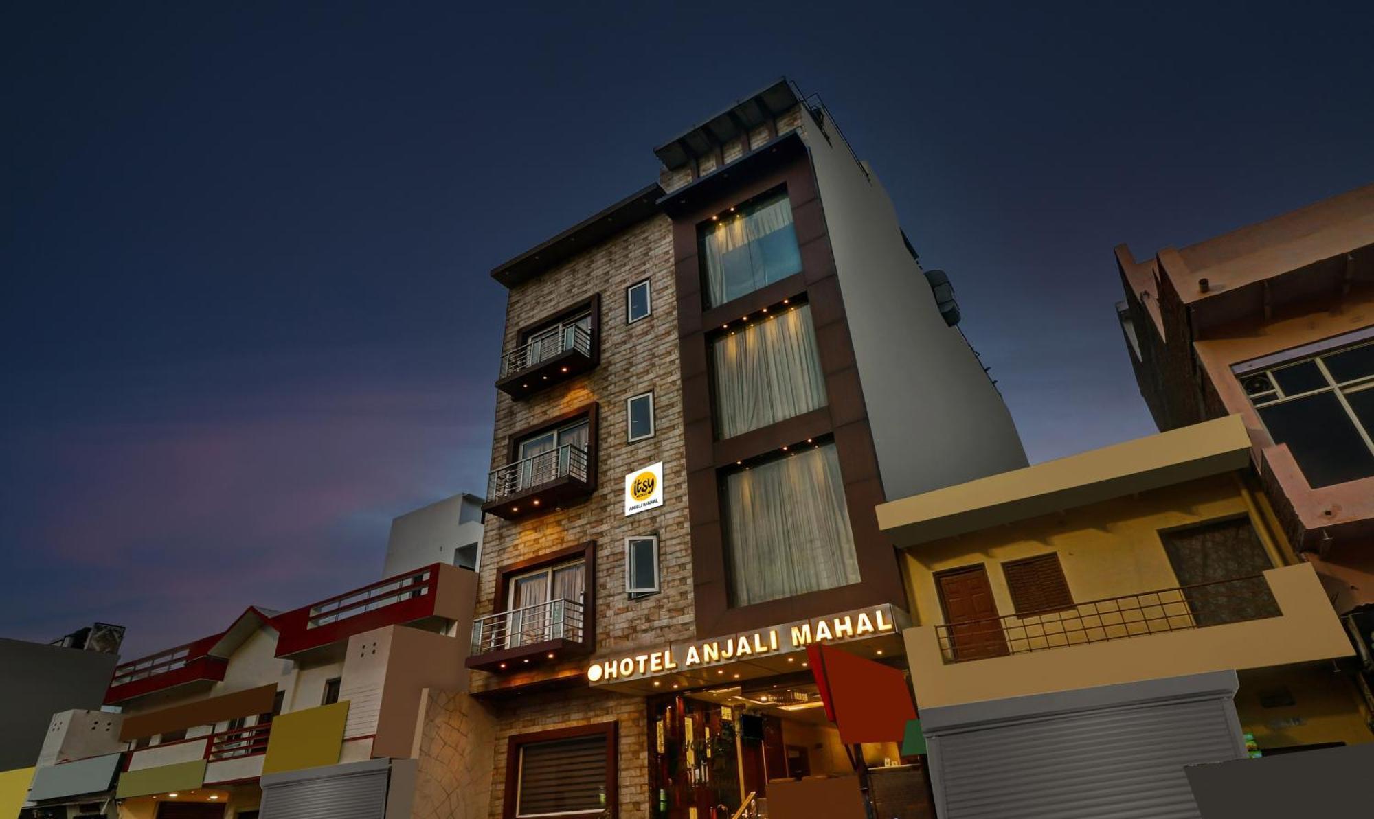 Itsy Hotels Anjali Mahal 500, Mtrs From Mathura Railway Station Exteriér fotografie